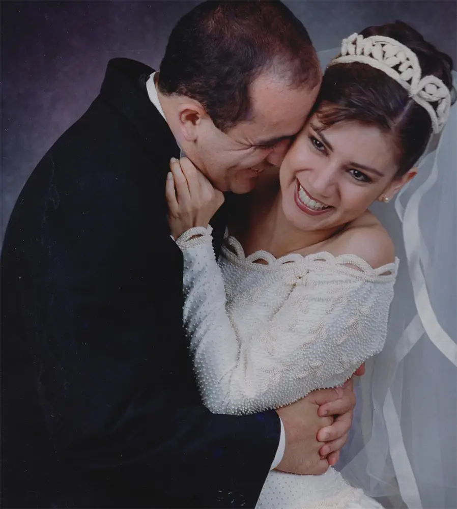 Fabio Zambrana y Fabiola Bruno cumplen 27 Años de matrimonio Fabio Zambrana y Fabiola Bruno cumplen 27 Anos de matrimonio