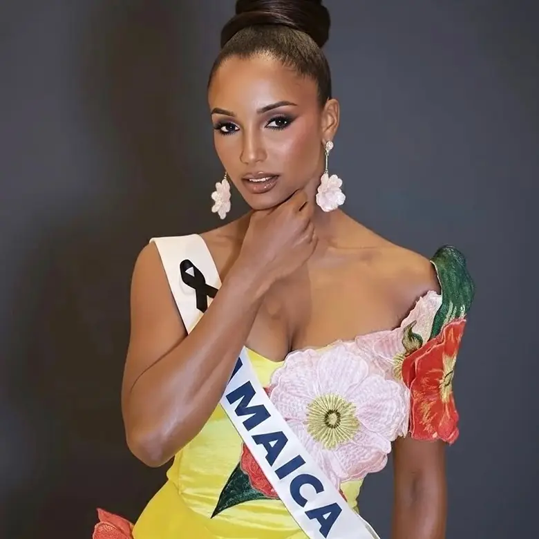 Miss Jamaica en terapia intensiva tras caer en Miss Universo Gabrielle Henry Miss Jamaica 2025