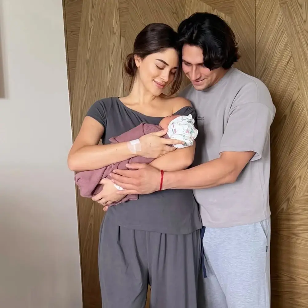 Juliana Barrientos ya es Mamá Nació su Hija Irina Juliana Barrientos ya es Mama Nacio su Hija Irina