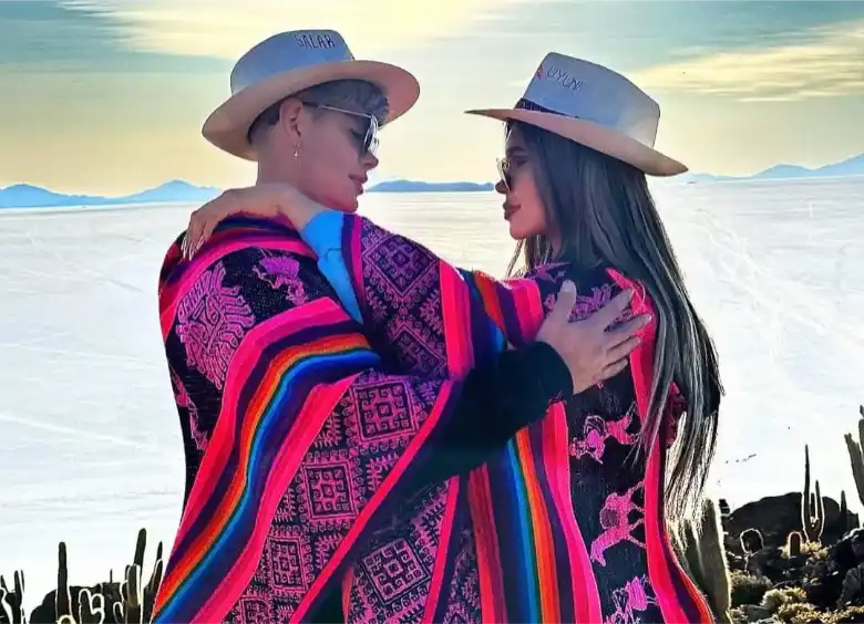 Linda Chiquilla Camila Hidalgo se Casó con Ken Boliviano linda chiquilla se casa